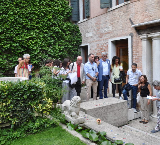 A team-building collaborating activity in Venice