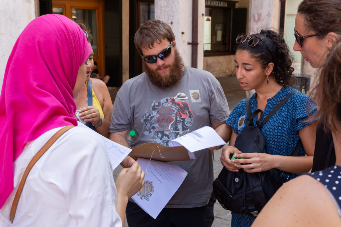 Attività di team building a Venezia tra calli e canali